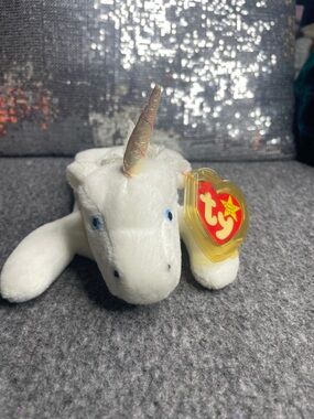 Mystic The Unicorn: Ty White Unicorn Plush with Iridescent Horn and Blue Eyes